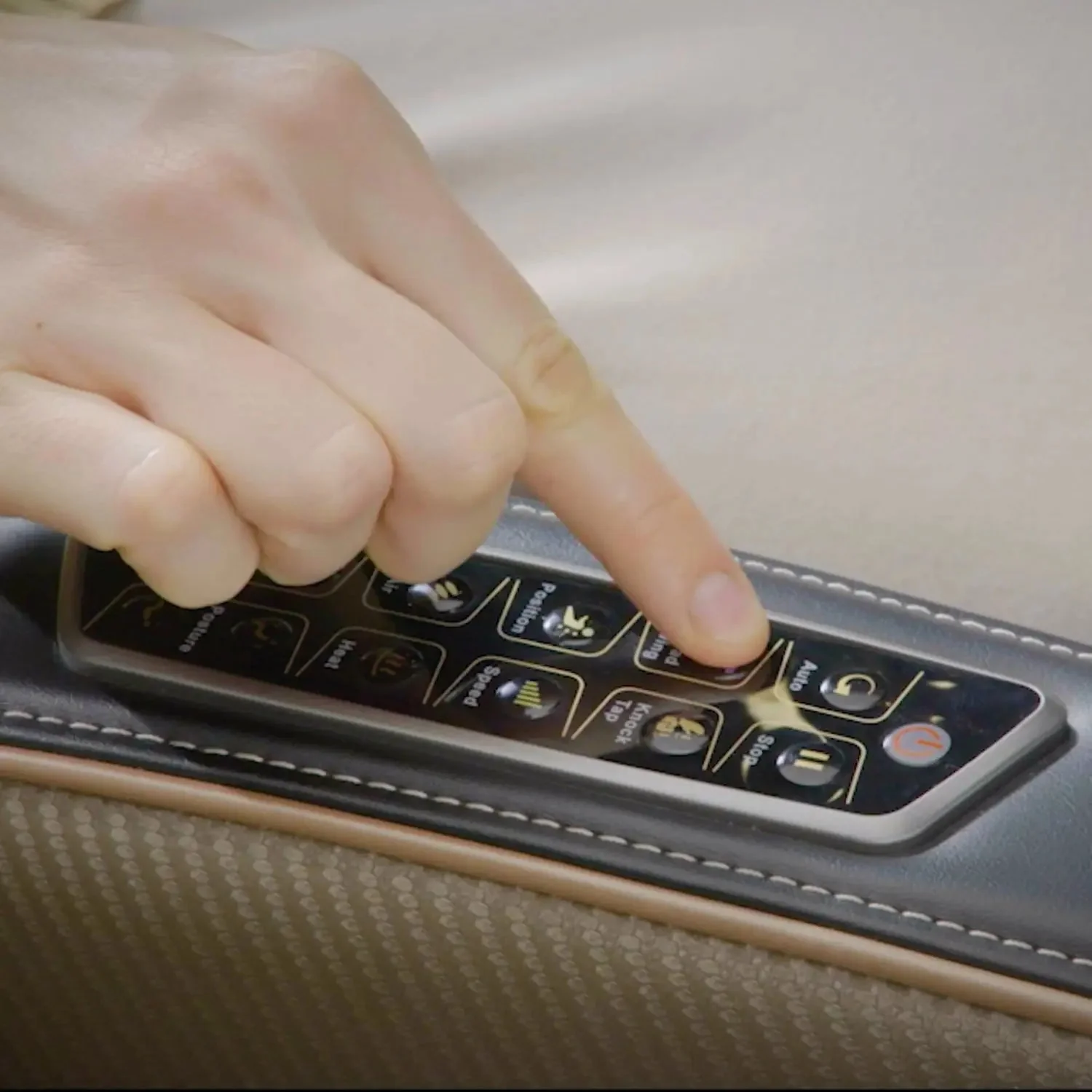 NAIPO Massagesessel Model U Classic-Swing - Image 10